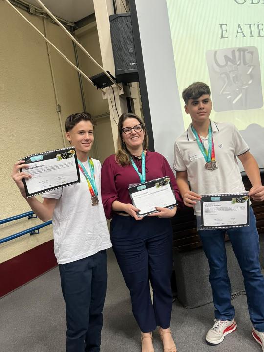 Foto 5 de 10 — Alunos de Boa Esperança do Sul são premiados por destaque em Olimpíada de Matemática